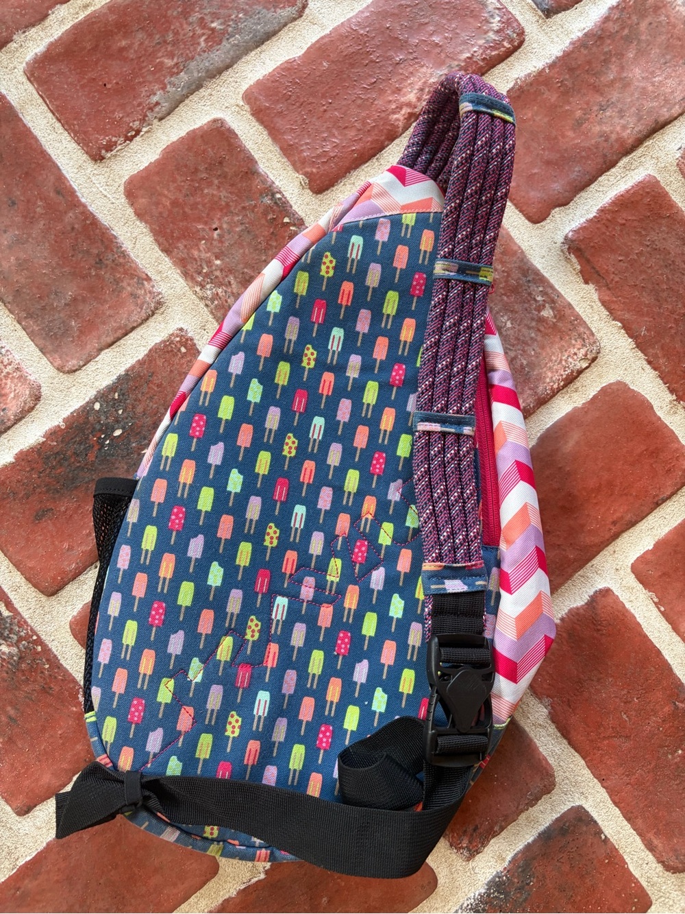 Kavu Sling Bag - Picture 2 of 2